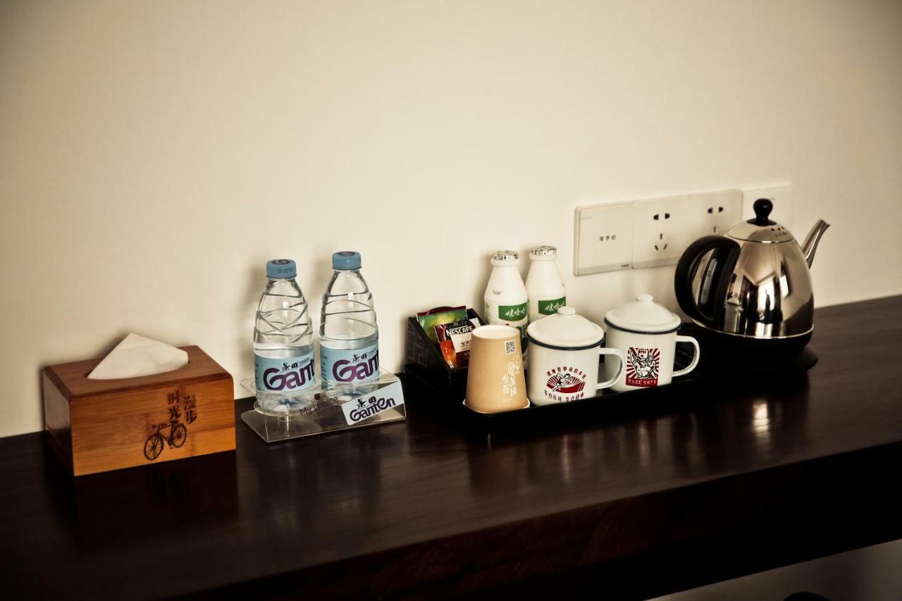 Nostalgia Hotel Near Prince Gong'S Mansion- Beihai Park, Tian'Anmen Square, Nanluoguxiang Hutong, Huguosi Hutong Snack Street, 5 Minutes Walk Away From Ping'Anli Subway Station, Free Ice Cream And Laundry Service,English Communication Well Peking Exterior foto